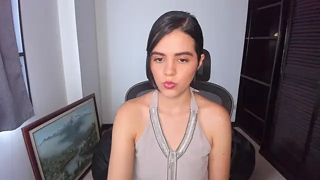 mia collins x online show from October 22, 2025, 9:03 pm