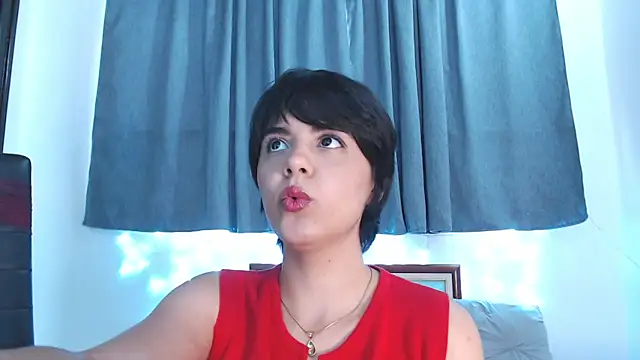 mia collins x online show from April 13, 2026, 9:31 pm