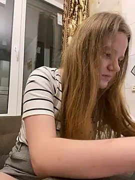 Snapshot of -MimmiLissa- chatting on January 19, 2025, 1:53 am -MimmiLissa- online show from January 19, 2025, 1:53 am