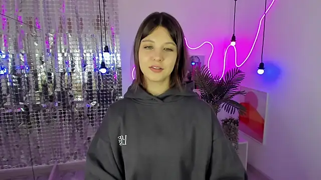 ElizaMild online show from December 5, 2024, 7:17 pm