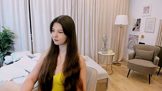 ElizaMild online show from February 18, 2026, 1:18 pm