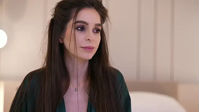 DoviaClaire online show from February 12, 2026, 8:20 am