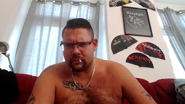 sexykevin17cm online show from December 2, 2025, 2:34 pm