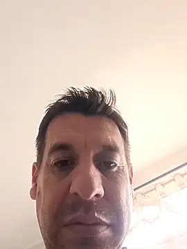 Nano198301 online show from March 26, 2026, 4:34 pm