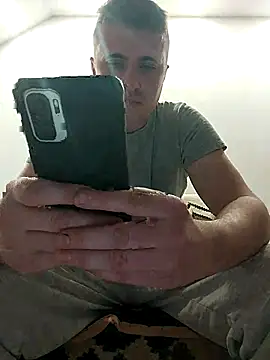 MrNoBoDy000 online show from April 6, 2026, 6:09 pm