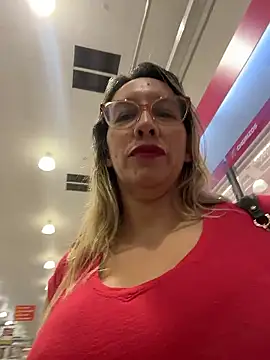 Gatitacarlita online show from January 9, 2026, 10:44 pm