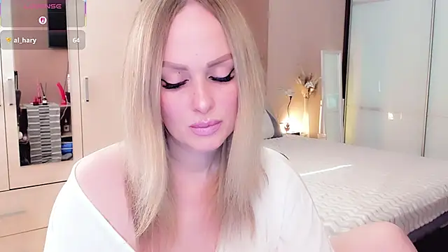 Libby Nora online show from March 22, 2026, 10:40 am