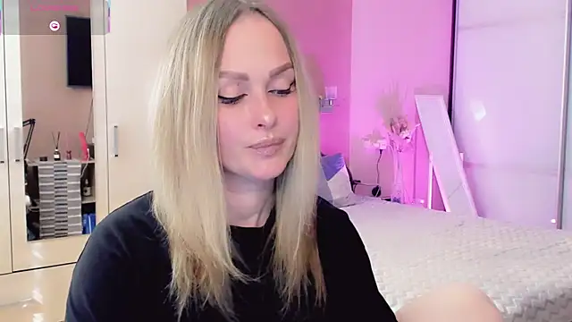 Snapshot of Libby_Nora chatting on May 14, 2026, 11:50 am Libby Nora online show from May 14, 2026, 11:50 am