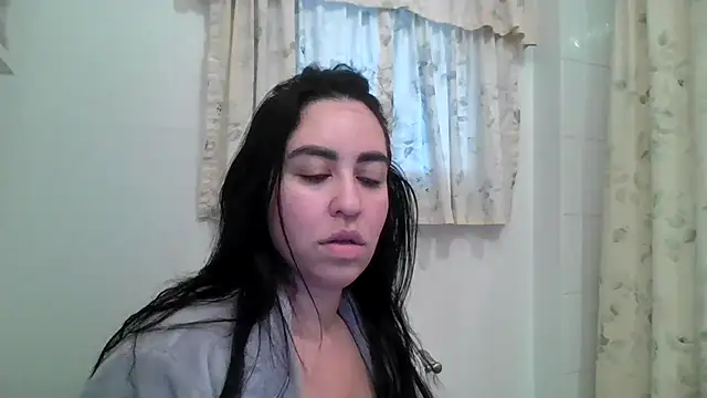 WetFlower69 online show from June 18, 2026, 1:04 pm