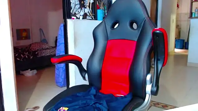 Lion Grrr online show from October 1, 2025, 7:42 pm