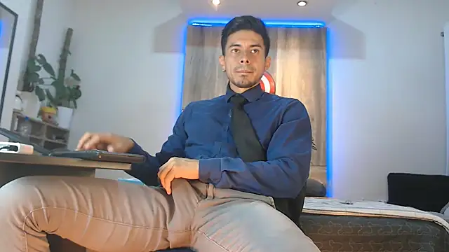 Andrew 4  online show from February 7, 2026, 3:10 am