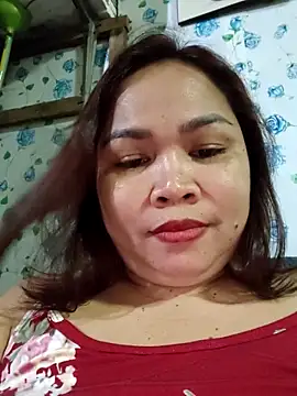 Snapshot of XXLorie_02 chatting on March 6, 2026, 12:34 pm XXLorie 02 online show from March 6, 2026, 12:34 pm