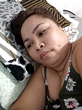 Snapshot of XXLorie_02 chatting on March 10, 2026, 12:54 pm XXLorie 02 online show from March 10, 2026, 12:54 pm