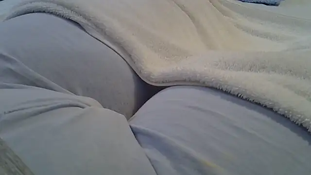 perescam online show from February 9, 2026, 5:28 pm