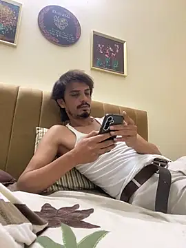Snapshot of Talha266 chatting on December 22, 2025, 9:17 am Talha266 online show from December 22, 2025, 9:17 am