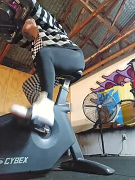 PinkTheHawk online show from October 18, 2025, 12:57 am