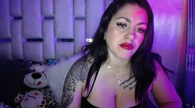 Snapshot of chelaqueen_ chatting on January 8, 2025, 10:58 pm chelaqueen online show from January 8, 2025, 10:58 pm