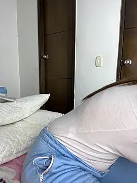 sandylau online show from October 2, 2025, 12:34 pm