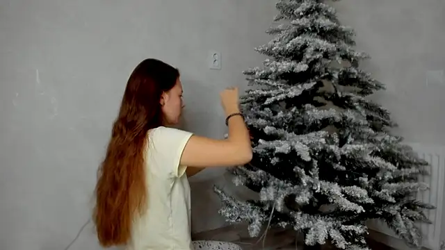 Snapshot of why_again_me chatting on December 14, 2024, 9:35 pm why again me online show from December 14, 2024, 9:35 pm