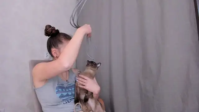 Snapshot of why_again_me chatting on February 10, 2025, 7:28 pm why again me online show from February 10, 2025, 7:28 pm