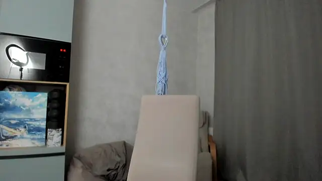 Snapshot of why_again_me chatting on October 5, 2025, 4:16 pm why again me online show from October 5, 2025, 4:16 pm