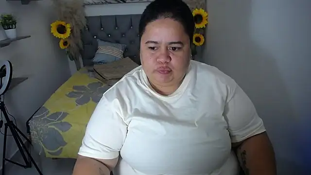 Snapshot of hotlesby4uxxx chatting on April 25, 2026, 8:28 pm hotlesby4uxxx online show from April 25, 2026, 8:28 pm