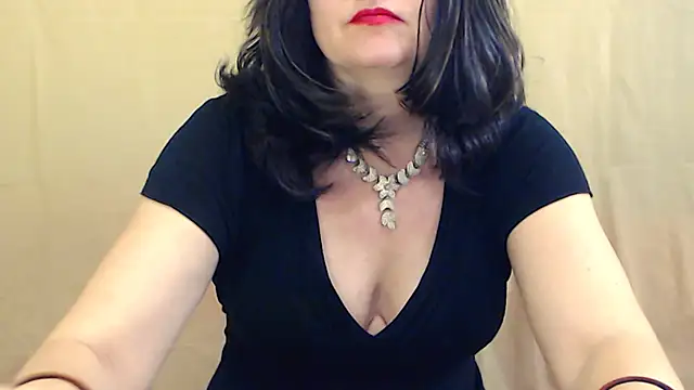 Snapshot of Fun4tipz chatting on February 26, 2025, 4:14 pm Fun4tipz online show from February 26, 2025, 4:14 pm