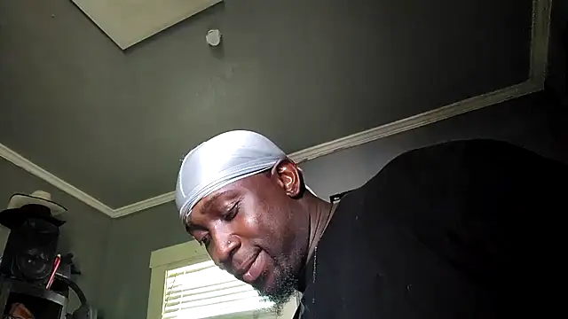 Tramontas online show from September 10, 2025, 9:04 pm