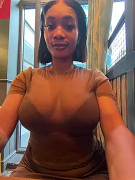 Snapshot of __Nessa__ chatting on May 8, 2026, 11:48 am Nessa online show from May 8, 2026, 11:48 am