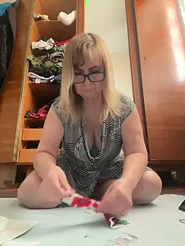 Irina2909xh online show from February 8, 2026, 10:51 am