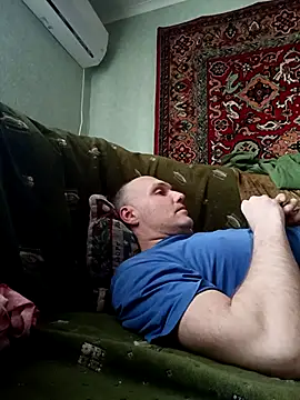 Snapshot of Sam_Colt chatting on April 2, 2026, 1:42 pm Sam Colt online show from April 2, 2026, 1:42 pm