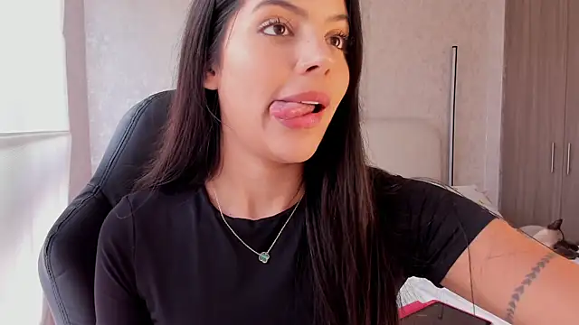 salome  11 online show from February 2, 2025, 7:57 pm