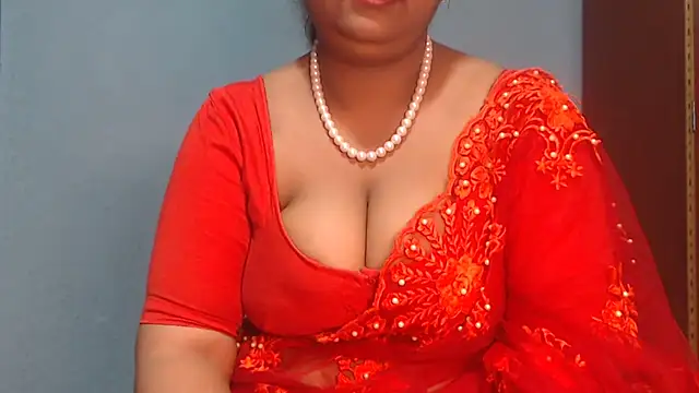 Snapshot of naughtyboobs38dd chatting on May 13, 2026, 7:00 pm naughtyboobs38dd online show from May 13, 2026, 7:00 pm