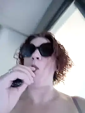 jennylovence online show from September 15, 2025, 8:03 am