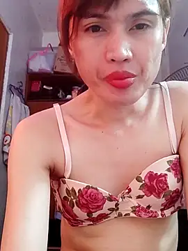 QueenSoreal online show from February 16, 2025, 4:42 pm