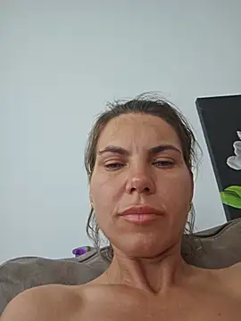 FeliciaKrige online show from June 27, 2026, 3:39 pm