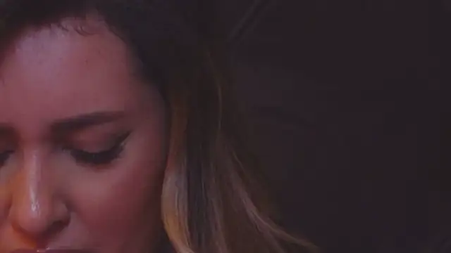 Snapshot of YaaraCollins chatting on December 13, 2024, 3:16 am YaaraCollins online show from December 13, 2024, 3:16 am