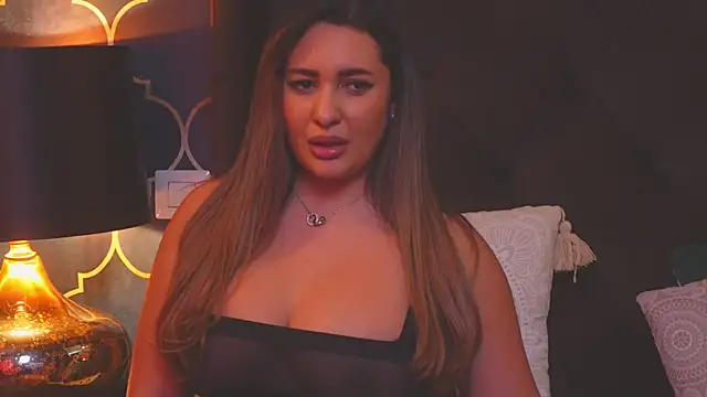 Snapshot of YaaraCollins chatting on January 18, 2025, 7:49 am YaaraCollins online show from January 18, 2025, 7:49 am