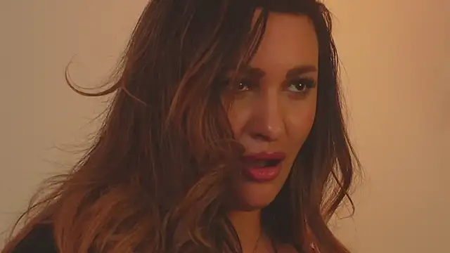 Snapshot of YaaraCollins chatting on March 10, 2025, 3:01 am YaaraCollins online show from March 10, 2025, 3:01 am