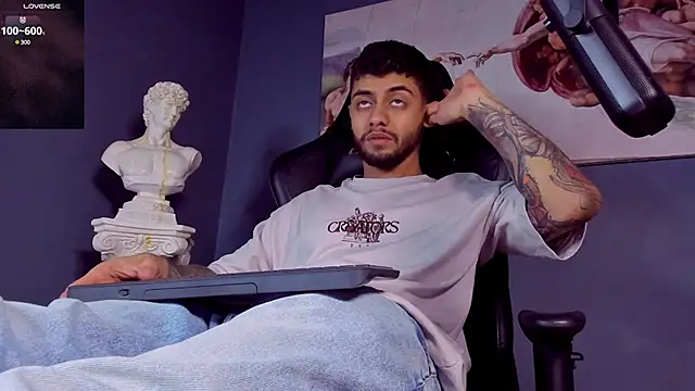 alessandro duty online show from February 14, 2025, 2:18 am