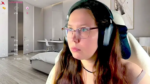 Victoria Romans online show from April 4, 2026, 11:40 am