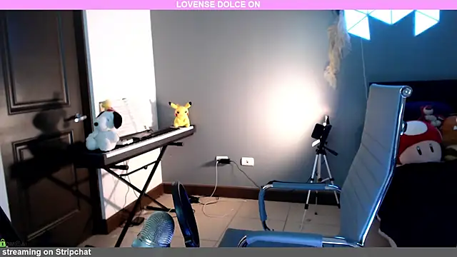 minarocket  online show from December 30, 2024, 3:35 pm