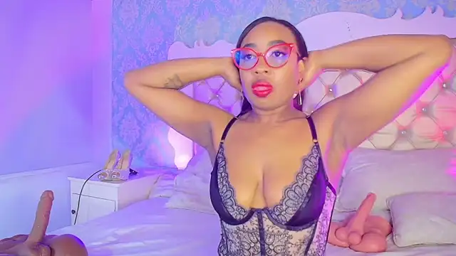 CaseyMoon online show from April 2, 2026, 12:36 pm