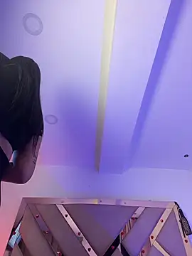 Victoria14  online show from February 11, 2026, 4:39 am