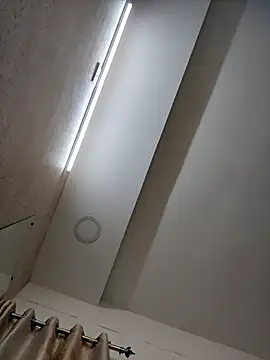 GUJJU GUJARATI online show from February 19, 2025, 11:38 am