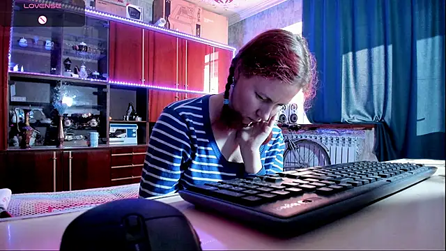 Snapshot of pa1e_pr1ncess chatting on March 9, 2025, 12:53 pm pa1e pr1ncess online show from March 9, 2025, 12:53 pm