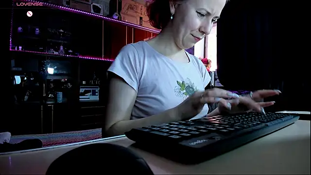 Snapshot of pa1e_pr1ncess chatting on March 10, 2025, 11:53 am pa1e pr1ncess online show from March 10, 2025, 11:53 am