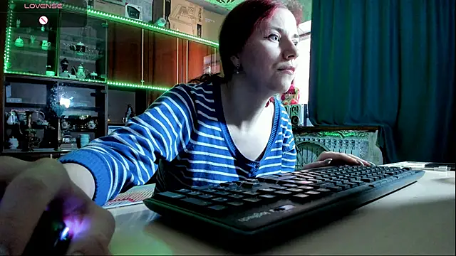 Snapshot of pa1e_pr1ncess chatting on March 13, 2025, 7:20 am pa1e pr1ncess online show from March 13, 2025, 7:20 am