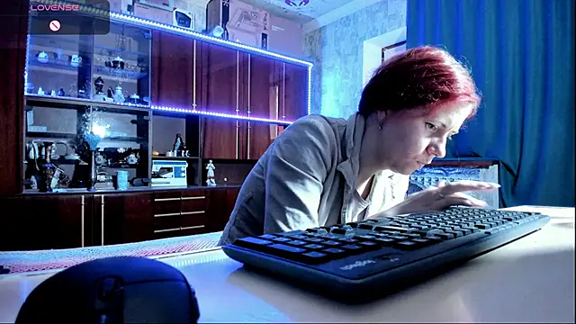 Snapshot of pa1e_pr1ncess chatting on March 18, 2025, 1:31 pm pa1e pr1ncess online show from March 18, 2025, 1:31 pm