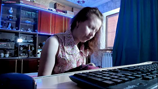 Snapshot of pa1e_pr1ncess chatting on September 9, 2025, 7:08 am pa1e pr1ncess online show from September 9, 2025, 7:08 am